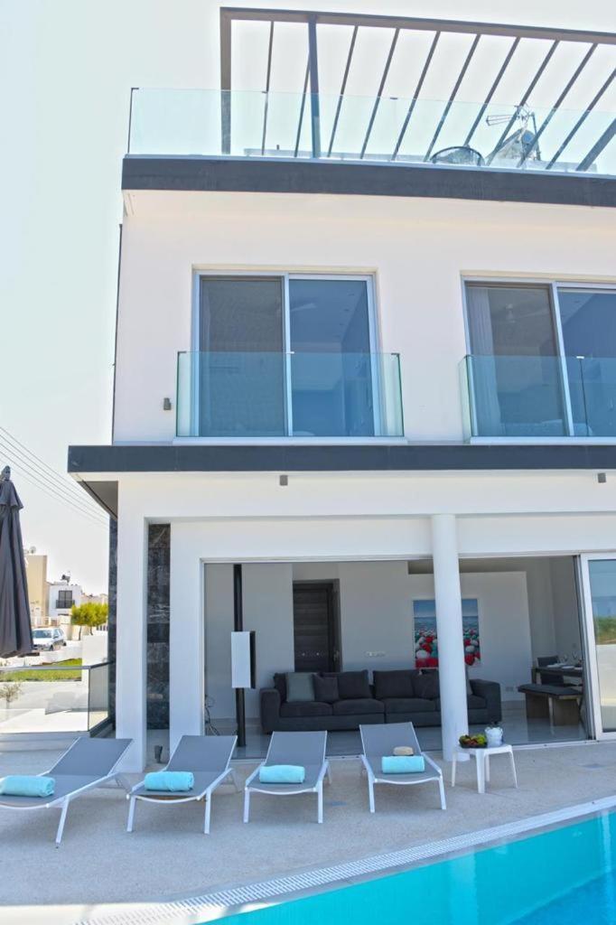 Seaside Luxury Villa Paralimni Exteriér fotografie